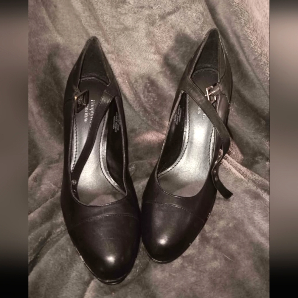 Simply Vera Elegant Black Women's Pumps